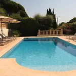 Spacieuse Avec Piscine Privee Et Climatisation A Sainte-maxime, Ideale Pour 10 Personnes - Fr-1-780-16 Villa *
