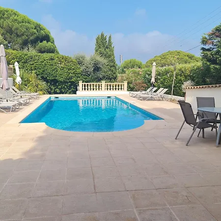 Spacieuse Avec Piscine Privee Et Climatisation A Sainte-maxime, Ideale Pour 10 Personnes - Fr-1-780-16 *