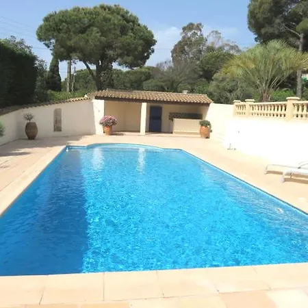 Villa Spacieuse Avec Piscine Privee Et Climatisation A Sainte-maxime, Ideale Pour 10 Personnes - Fr-1-780-16 *