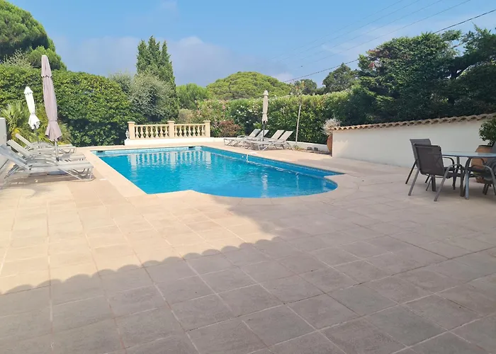 Villa Spacieuse Avec Piscine Privee Et Climatisation A Sainte-maxime, Ideale Pour 10 Personnes - Fr-1-780-16 Sainte-Maxime